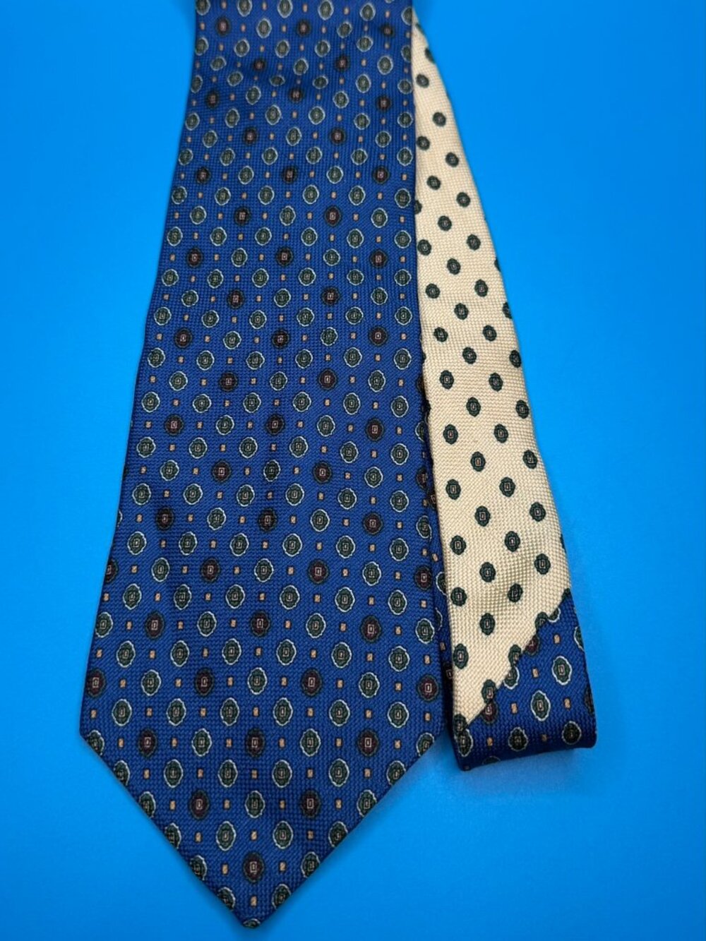 VTG Tommy Hilfiger Blue & Yellow Oval Pattern Classic Men's Neck Tie 100% Silk